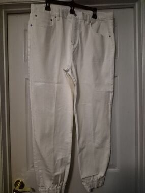 MICHAEL Michael Kors Cream Straight Leg Jeans